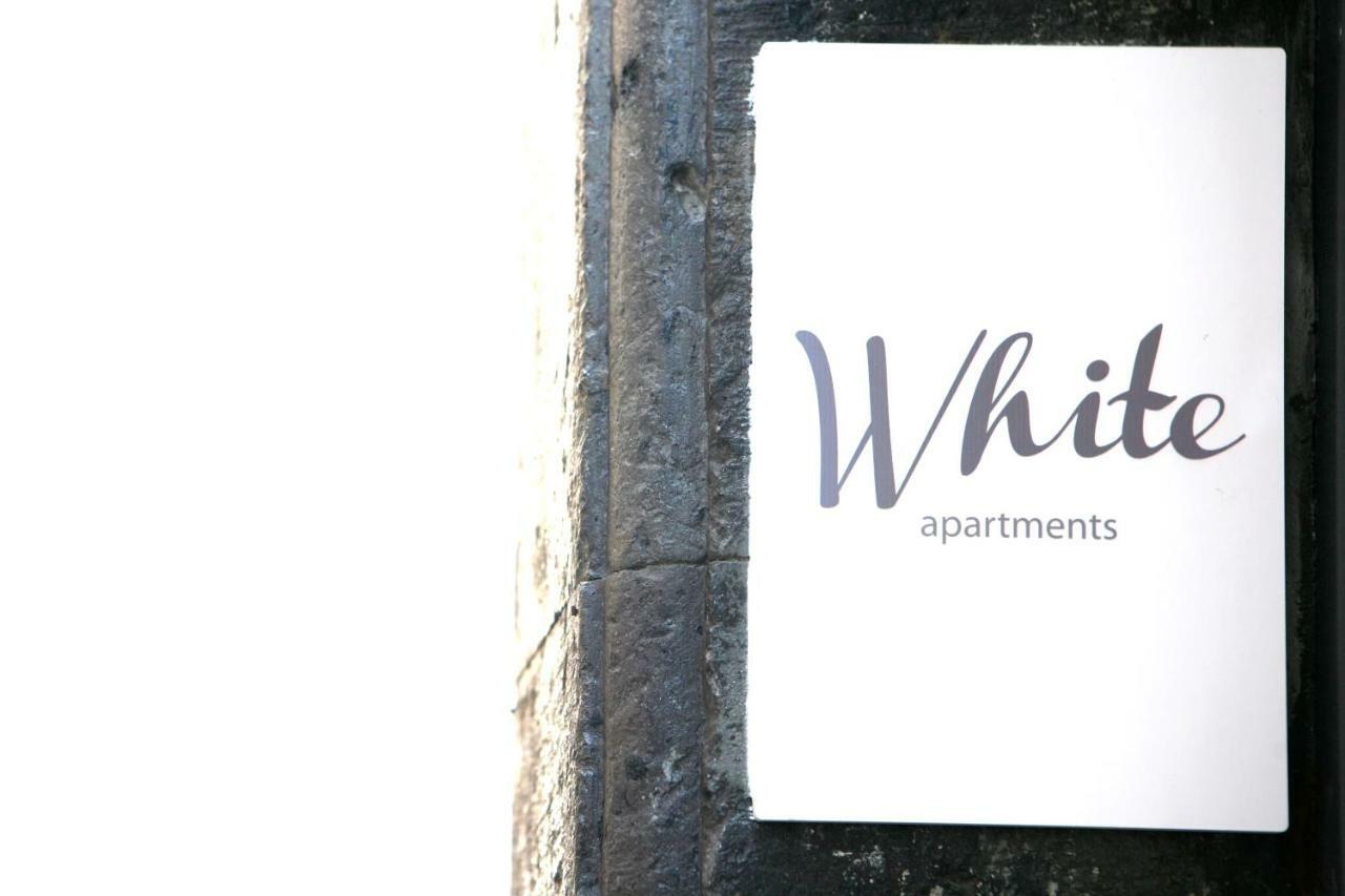 White Stylish Apartments Vico Equense Exterior photo